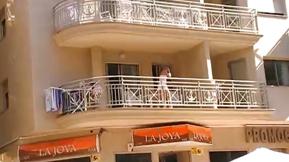 Le film porno français amateur gratuit vagin est sec à l'intérieur.