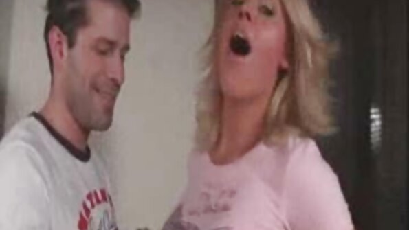 Sexe avec tatarina en regardant la télévision film x gratuit amateur francais