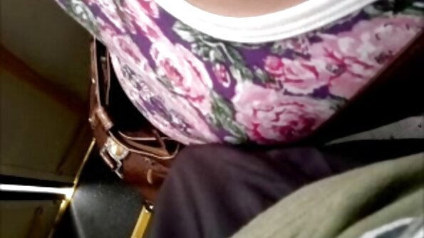 Grosse film porno français amateurs chatte et deux jeunes seins
